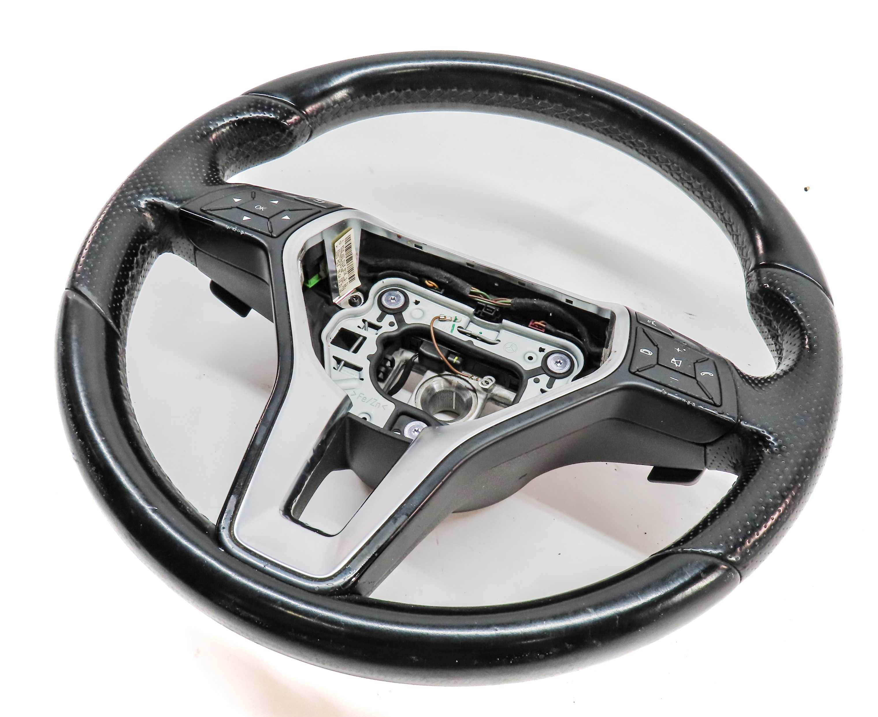 2012-2013 MERCEDES E350 E400 E550 E63 CLS550 DRIVER STEERING WHEEL w/ SWITCHES — exact item pictured